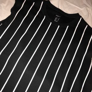 Forever 21 men’s sleeveless sweater